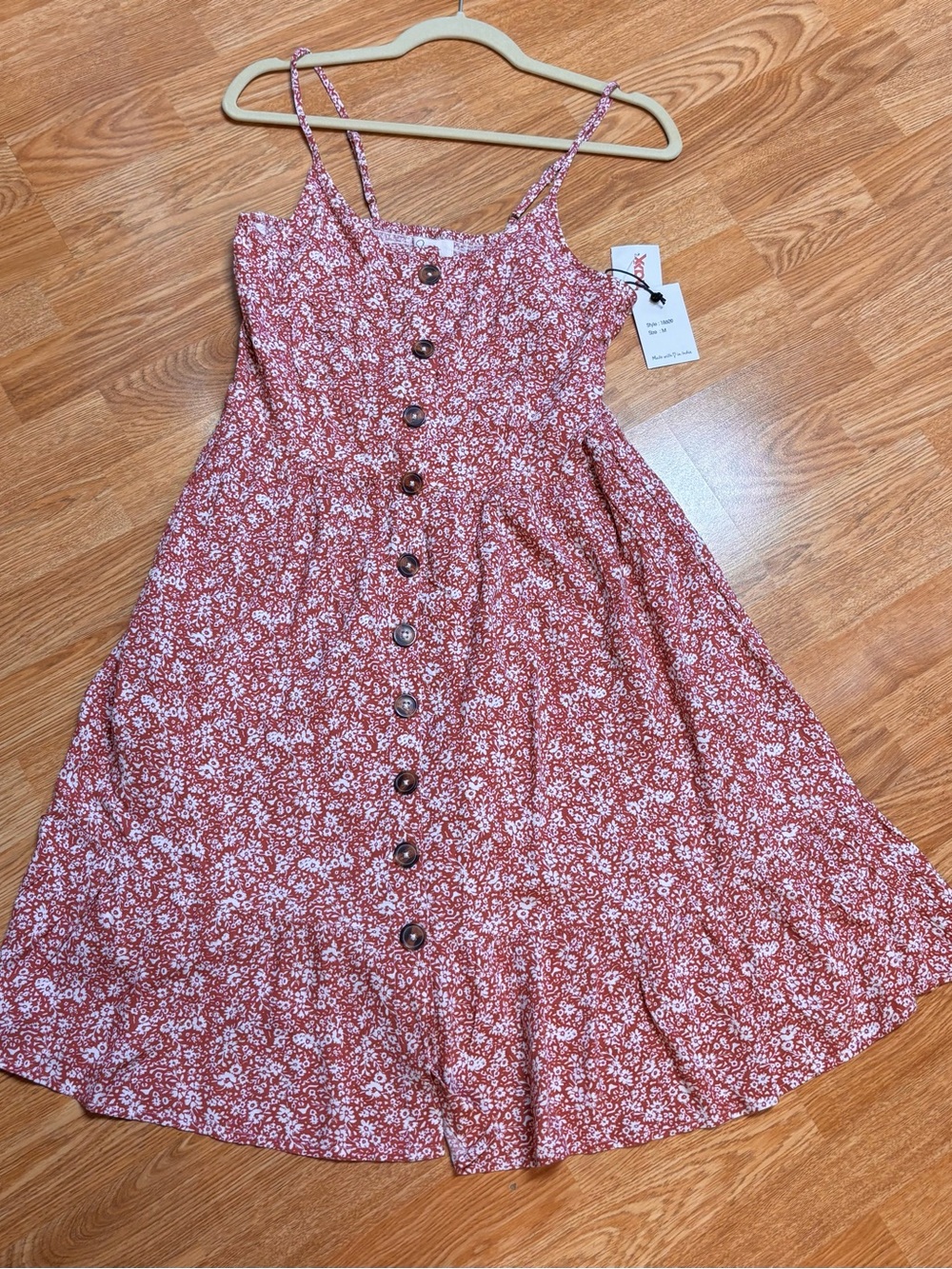 Womens Red Floral Button-Front Sundress new w tags  medium